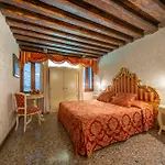 Casa Guggenheim فندق مبيت وإفطار 3*