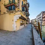 Casa Guggenheim Oda ve Kahvaltı