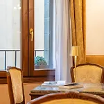 Oda ve Kahvaltı Casa Guggenheim 3*