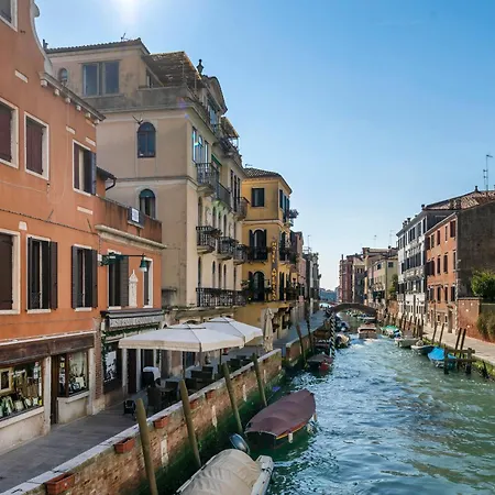 Casa Guggenheim Oda ve Kahvaltı